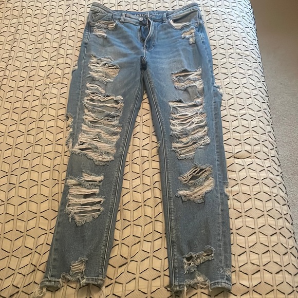 American Eagle Outfitters Denim - American Eagle ripped skinny jeans